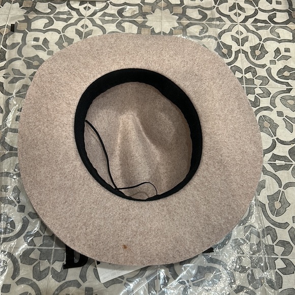 NWOT Duluth trading co women’s rancher hat (felt) - Picture 3 of 5